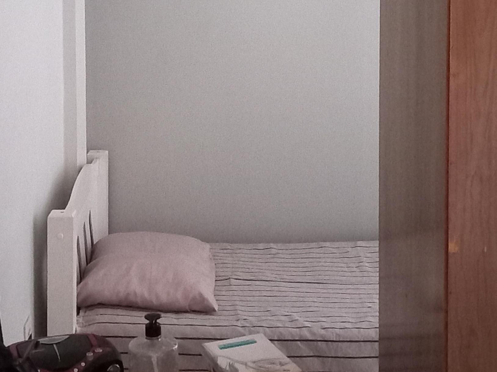 Cama em dormitório misto Brasília Exterior foto
